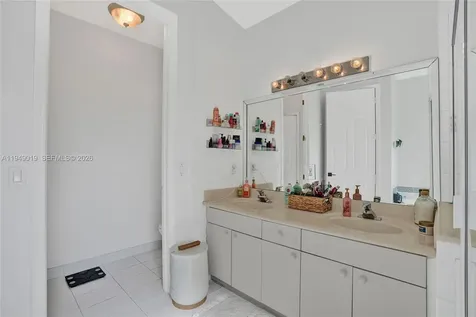 9046 SW 160th Terrace Palmetto Bay FL 33157