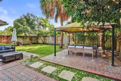 9046 SW 160th Terrace Palmetto Bay FL 33157