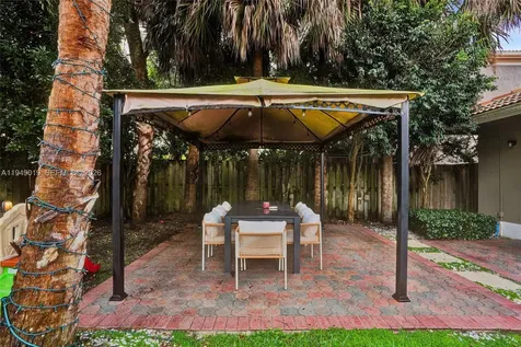 9046 SW 160th Terrace Palmetto Bay FL 33157