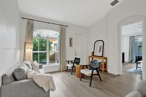 9046 SW 160th Terrace Palmetto Bay FL 33157