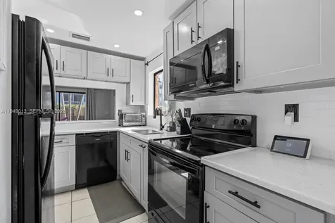 8009 NW 29th Street Sunrise FL 33322