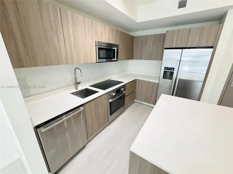 201 SW 17th Road Miami FL 33129