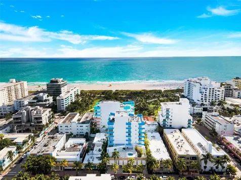 225 Collins Avenue Miami Beach FL 33139