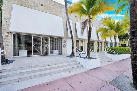 225 Collins Avenue Miami Beach FL 33139