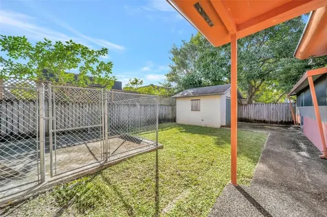 244 NW 43rd Street Miami FL 33127