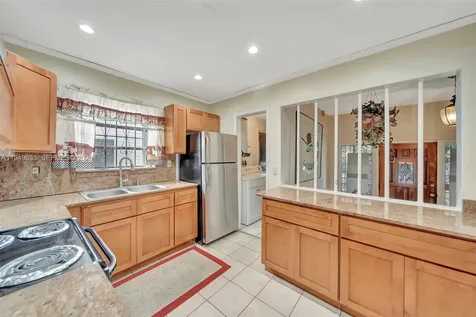 244 NW 43rd Street Miami FL 33127