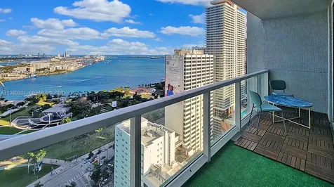 253 NE 2nd Street Miami FL 33132