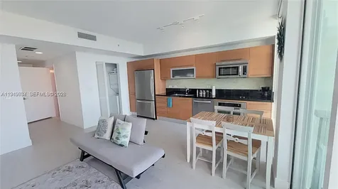 253 NE 2nd Street Miami FL 33132