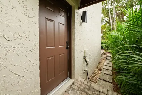 3076 Mcdonald Street Miami FL 33133