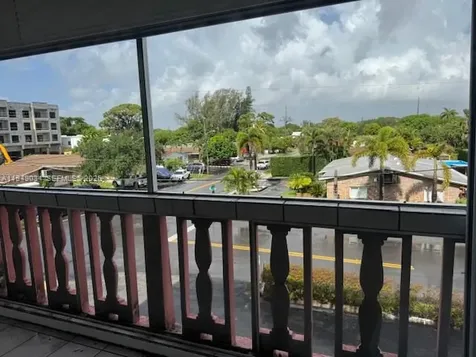 215 SE 3rd Avenue Hallandale Beach FL 33009