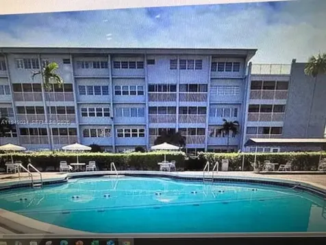 215 SE 3rd Avenue Hallandale Beach FL 33009