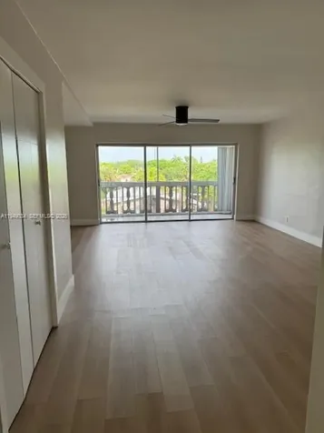 215 SE 3rd Avenue Hallandale Beach FL 33009