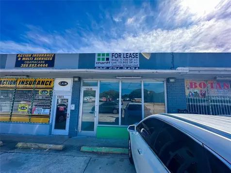 13649 W Dixie Highway North Miami FL 33161