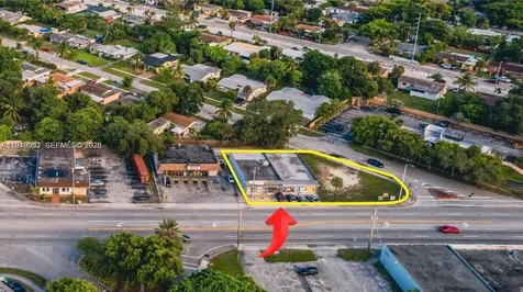 13649 W Dixie Highway North Miami FL 33161