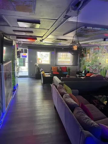 17010 W Dixie Highway North Miami Beach FL 33160