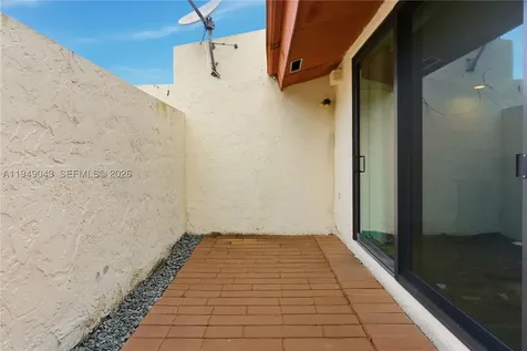 7707 SW 105th Place Miami FL 33173