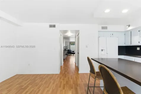 7707 SW 105th Place Miami FL 33173