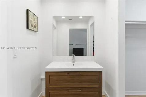 7707 SW 105th Place Miami FL 33173