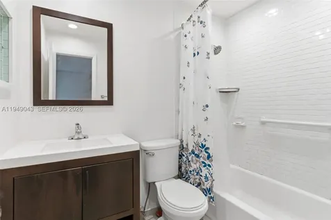 7707 SW 105th Place Miami FL 33173