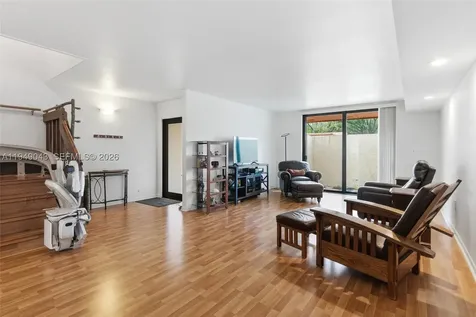 7707 SW 105th Place Miami FL 33173