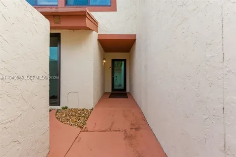 7707 SW 105th Place Miami FL 33173