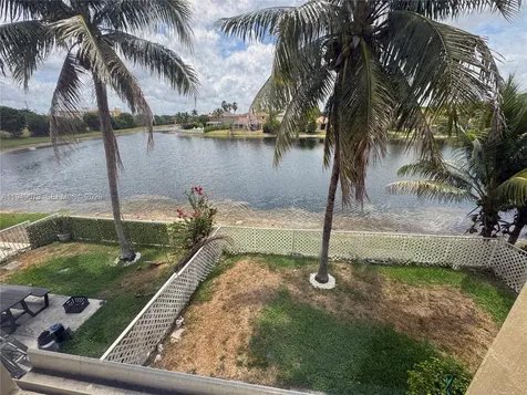 3523 SW 169th Terrace Miramar FL 33027