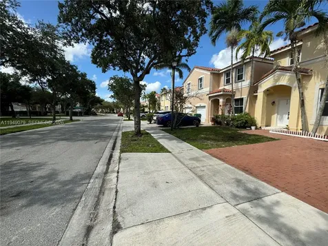 3523 SW 169th Terrace Miramar FL 33027
