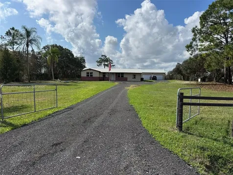3709 Grand Concuorse Sebring FL 33875