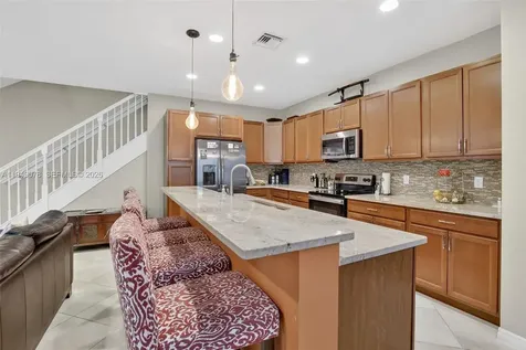 5208 Falcon Trail Davie FL 33314