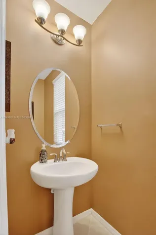 5208 Falcon Trail Davie FL 33314