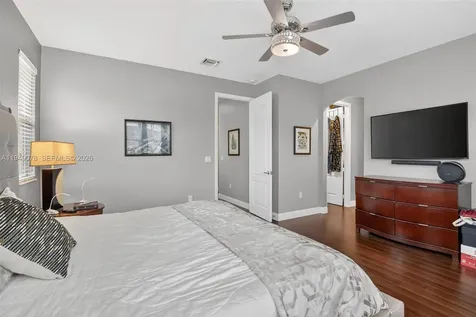 5208 Falcon Trail Davie FL 33314