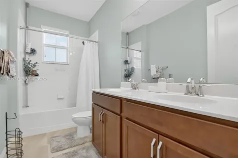 5208 Falcon Trail Davie FL 33314