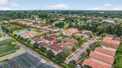 5208 Falcon Trail Davie FL 33314
