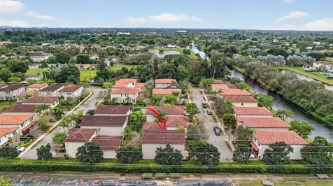 5208 Falcon Trail Davie FL 33314
