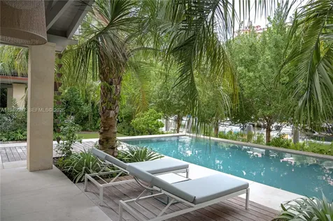 6840 Sunrise Place Coral Gables FL 33133