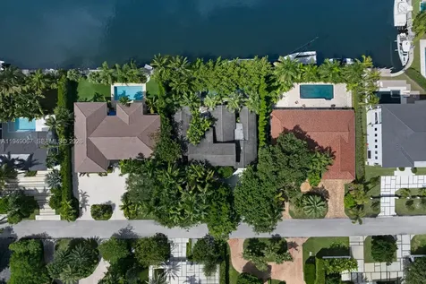 6840 Sunrise Place Coral Gables FL 33133