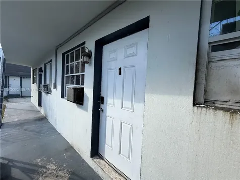 7638 N Miami Avenue Miami FL 33150
