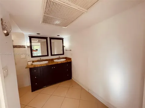 1650 NE 115th Street Miami FL 33181