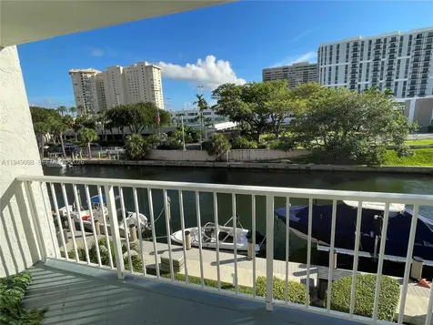 1650 NE 115th Street Miami FL 33181