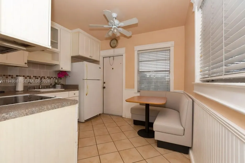 7401 Pines Boulevard Pembroke Pines FL 33024