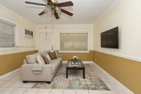 7401 Pines Boulevard Pembroke Pines FL 33024