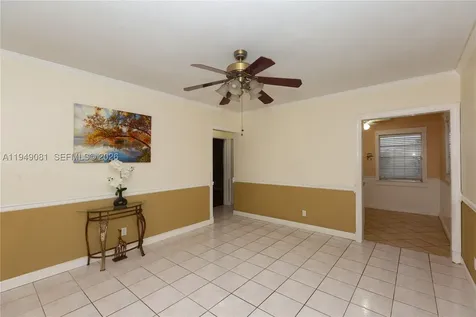 7401 Pines Boulevard Pembroke Pines FL 33024