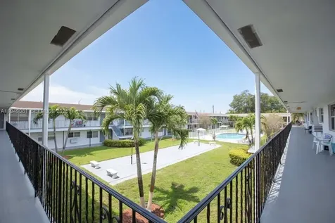 7401 Pines Boulevard Pembroke Pines FL 33024