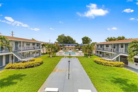 7401 Pines Boulevard Pembroke Pines FL 33024