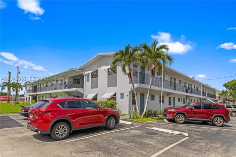 7401 Pines Boulevard Pembroke Pines FL 33024