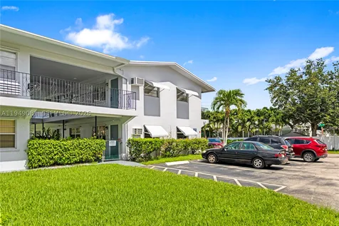 7401 Pines Boulevard Pembroke Pines FL 33024
