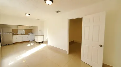 2124 Scott Street Hollywood FL 33020