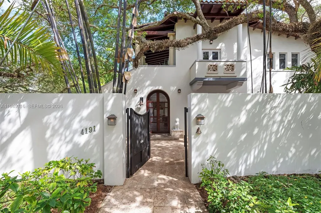 4191 Lybyer Avenue Miami FL 33133