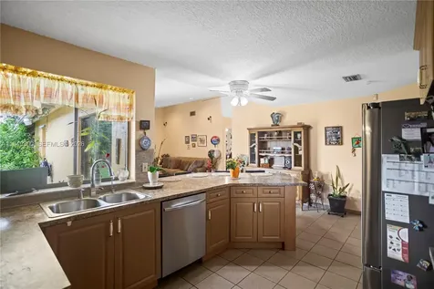 15824 Cotswold Court Davie FL 33331