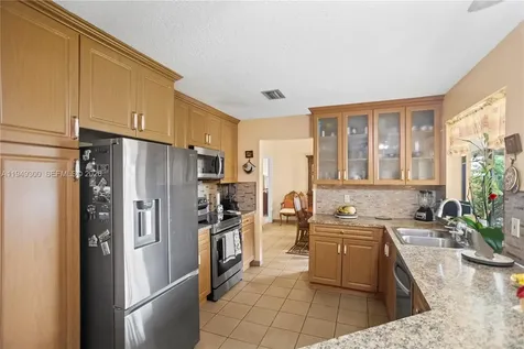 15824 Cotswold Court Davie FL 33331